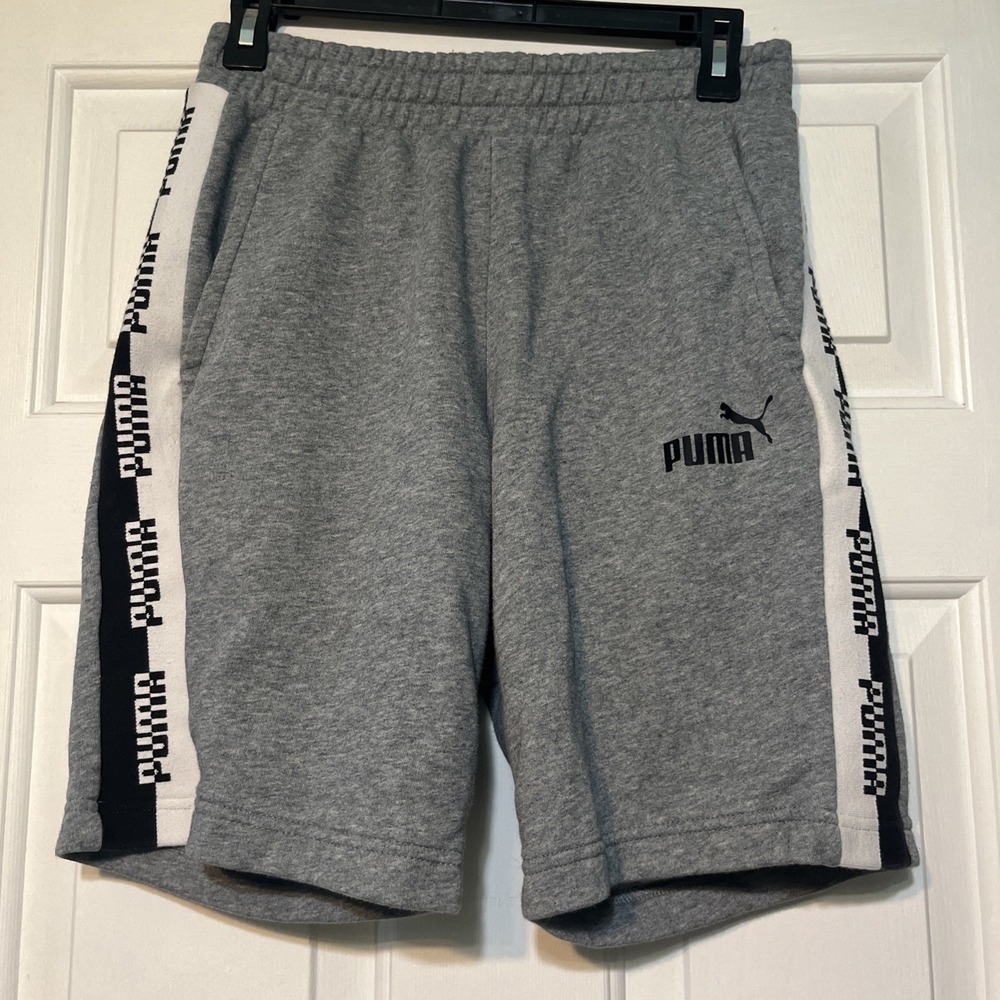Puma‎ Size Small 13.5" Across  Drawstring, Cotton Blend Shorts W/ Pockets Gray